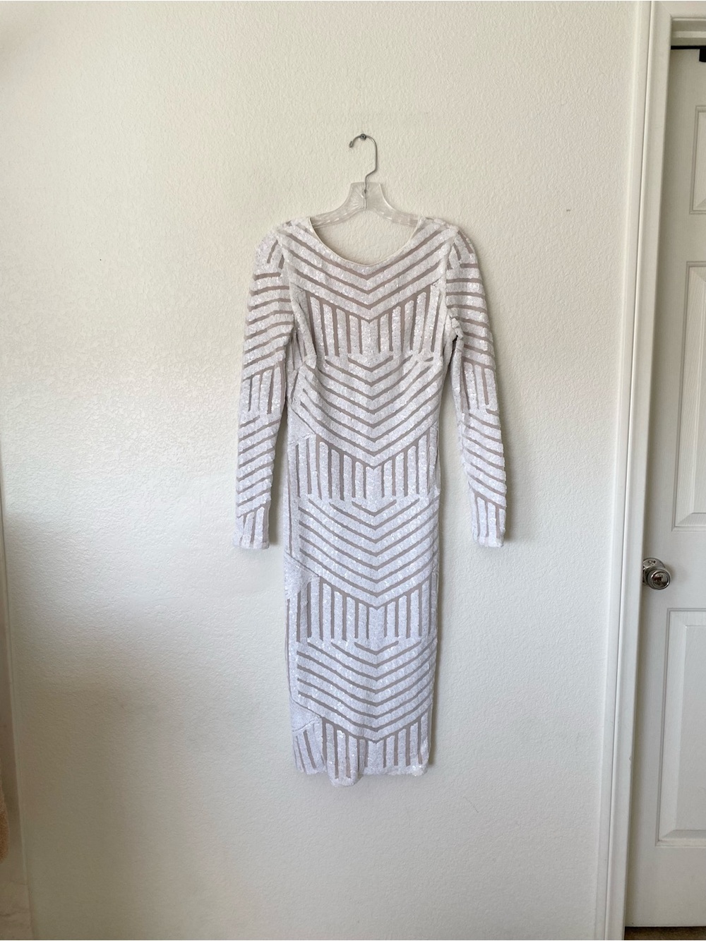 Dress the Population White Sequin Long-Sleeve Bodycon Dress